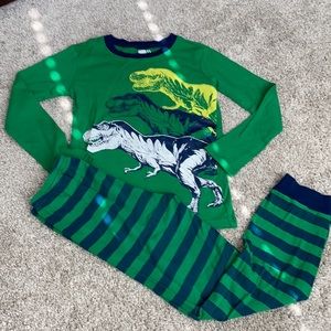Crazy 8 ‘dinosaurs’ pajama set 100% cotton
